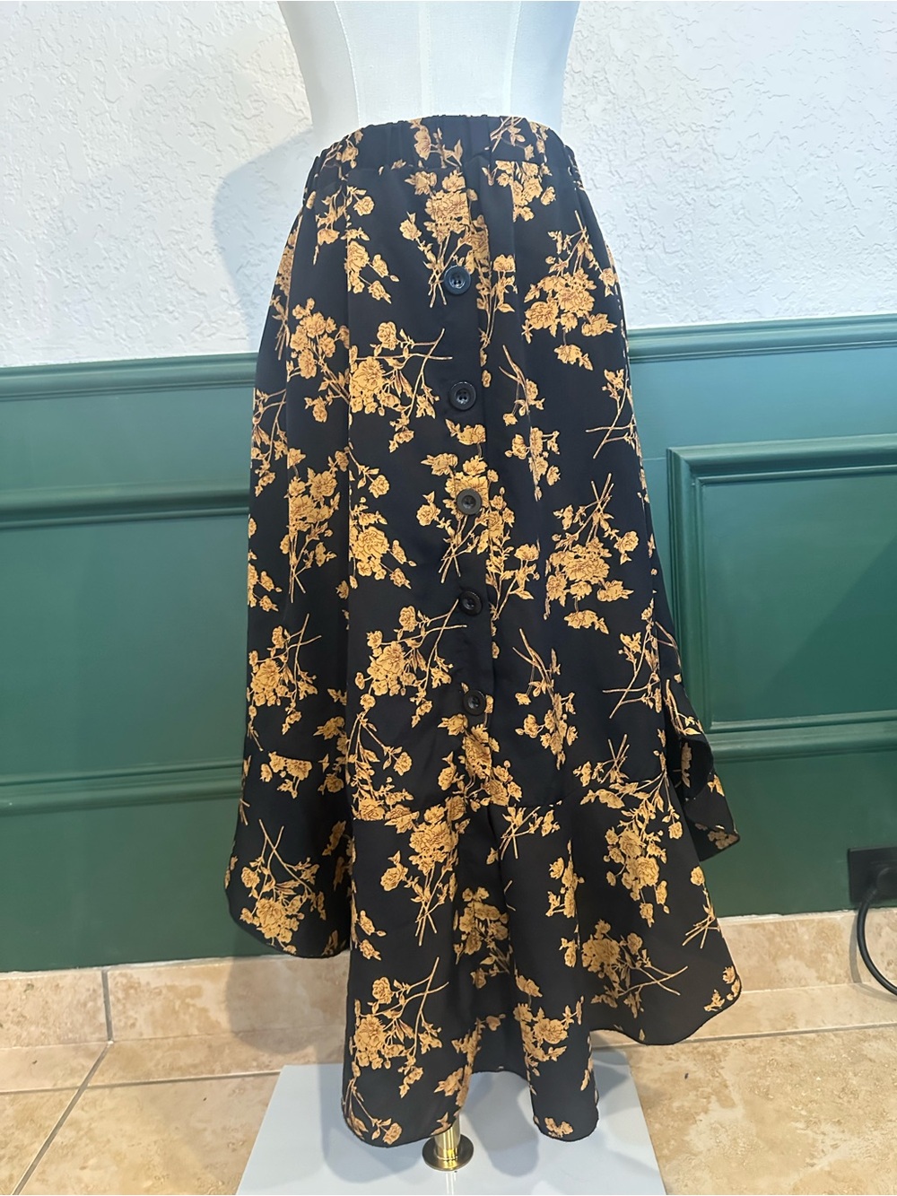 Black Floral Asymmetric Ruffle Midi Skirt M